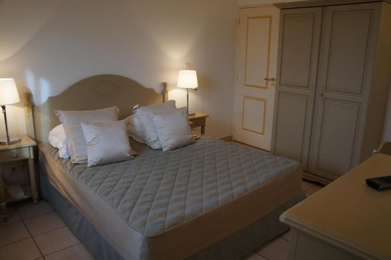 Hotel Terriciae Aux Portes De Maussane Les Alpilles Ngoại thất bức ảnh