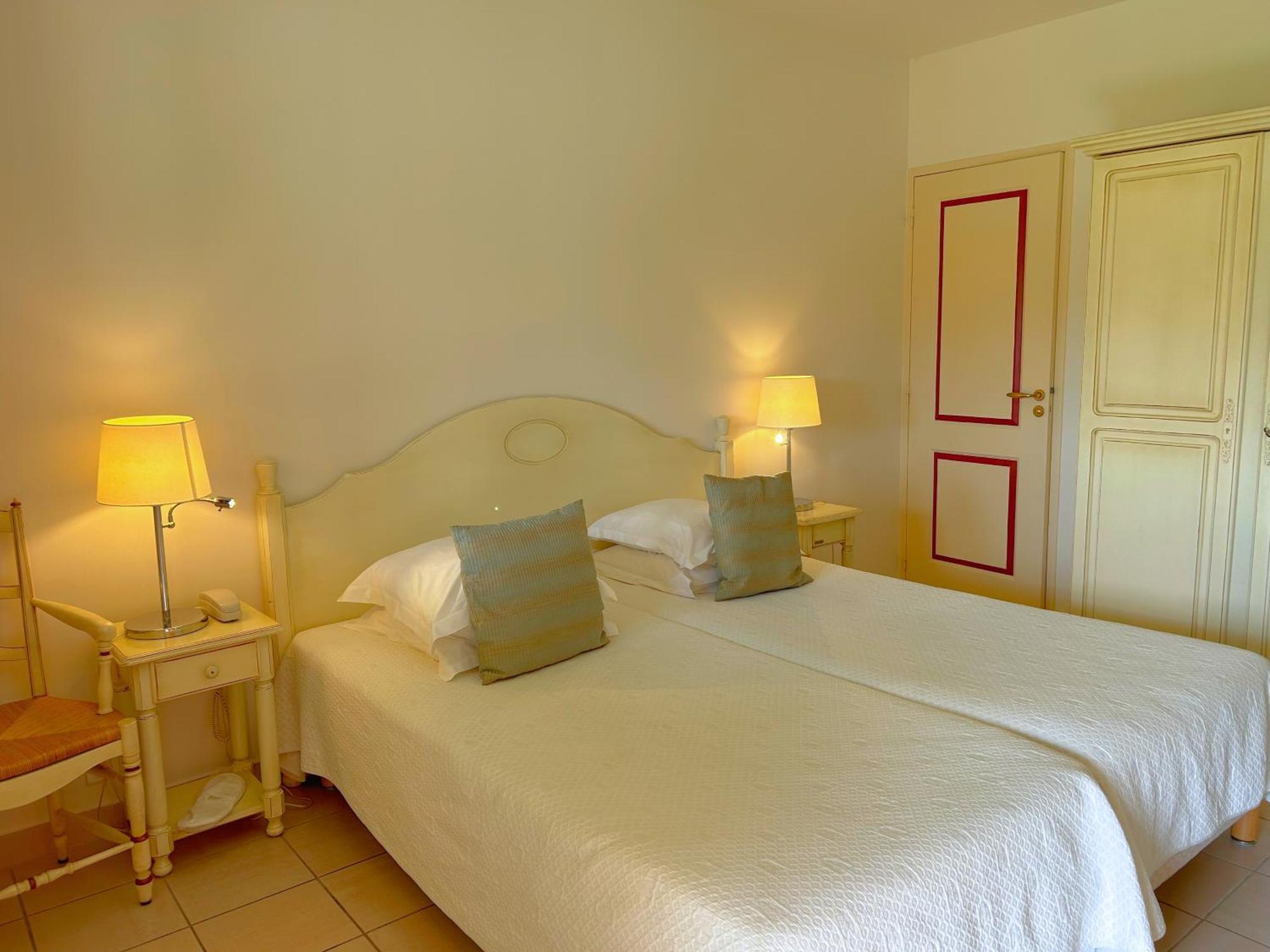 Hotel Terriciae Aux Portes De Maussane Les Alpilles Phòng bức ảnh