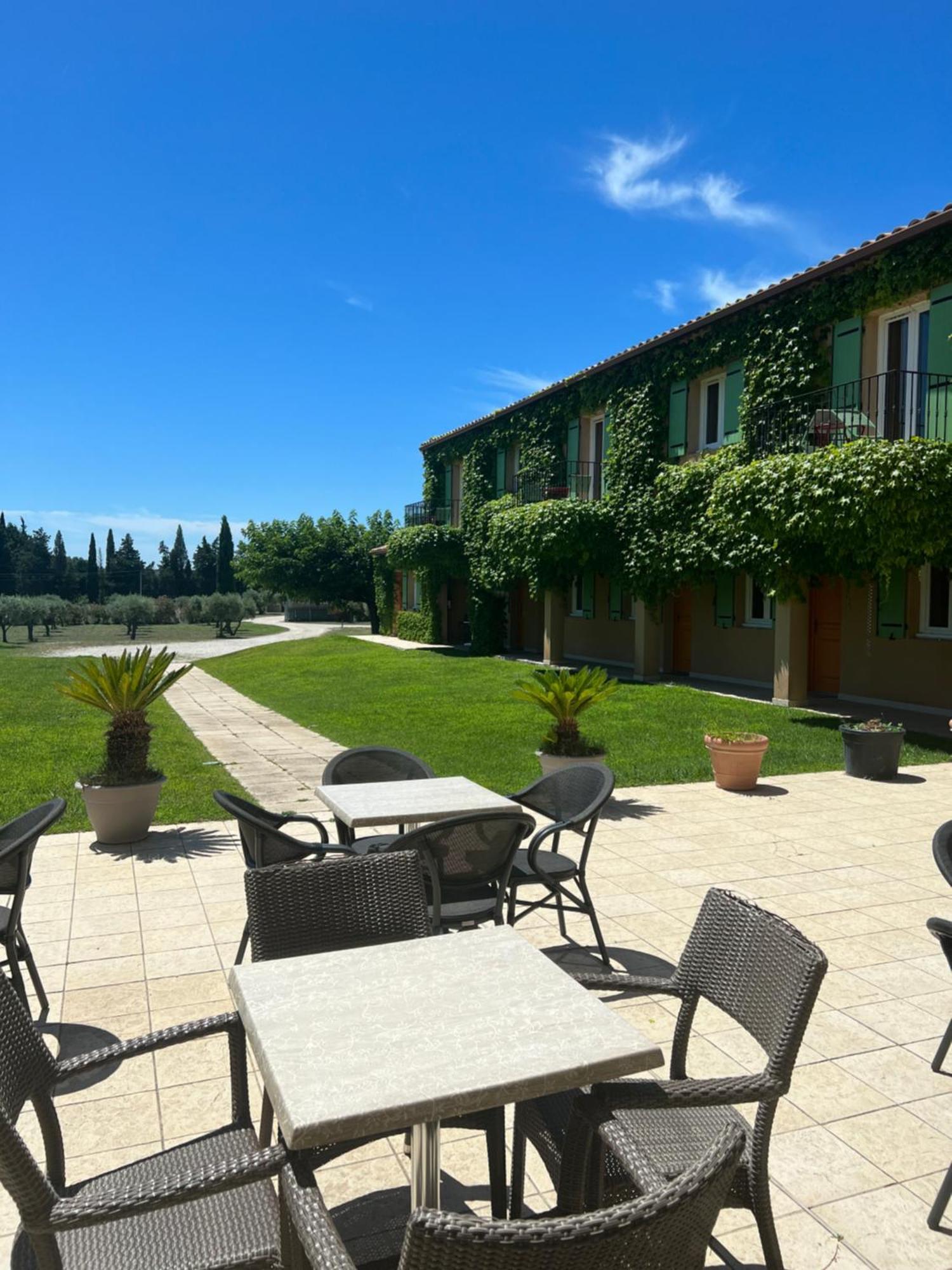 Hotel Terriciae Aux Portes De Maussane Les Alpilles Ngoại thất bức ảnh