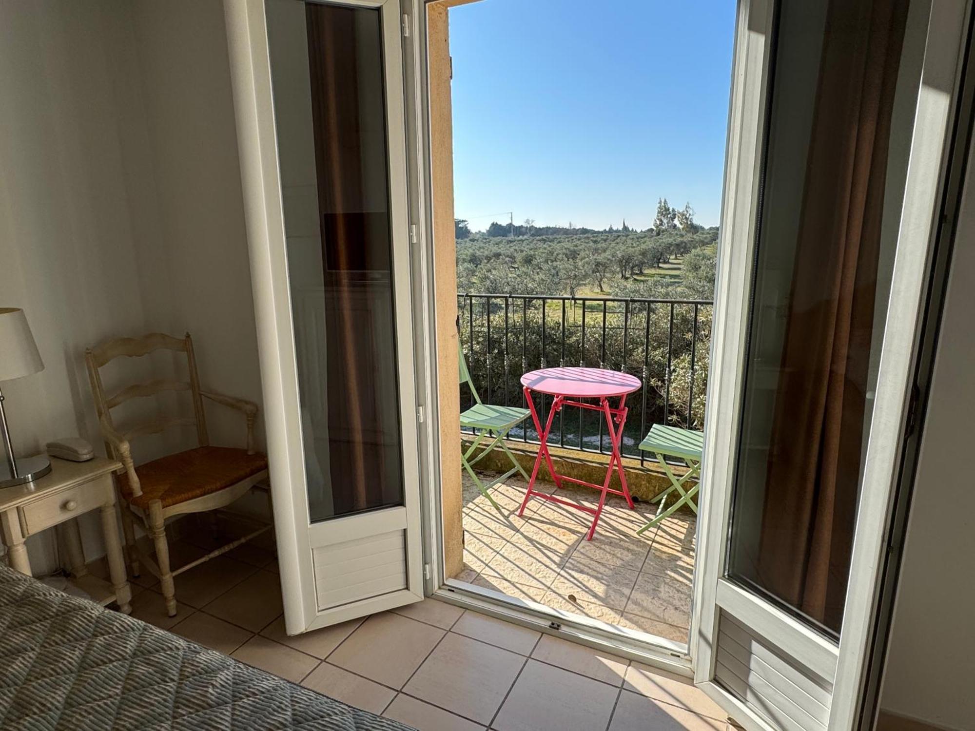 Hotel Terriciae Aux Portes De Maussane Les Alpilles Ngoại thất bức ảnh