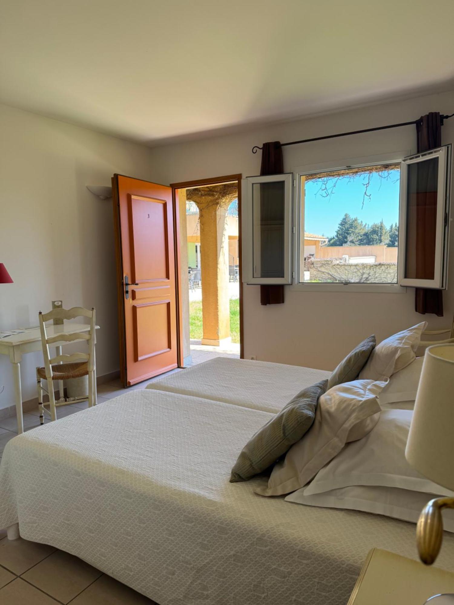 Hotel Terriciae Aux Portes De Maussane Les Alpilles Ngoại thất bức ảnh