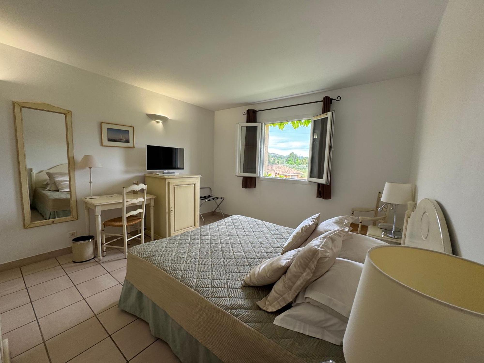 Hotel Terriciae Aux Portes De Maussane Les Alpilles Ngoại thất bức ảnh